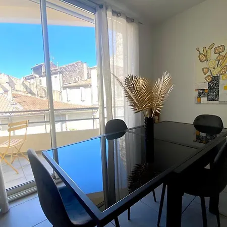 Le Sunshine - Terrasse Et Clim Nîmes